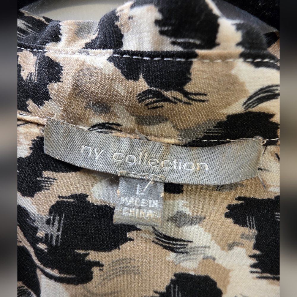 NY Collection- Leopard Print- Button-Up Utility Top- 3/4 Roll Sleeves- Large - Picture 9 of 11